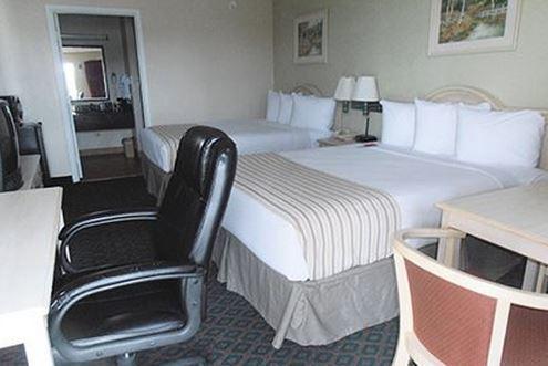 Econo Lodge Falfurrias Hwy 281 Room photo